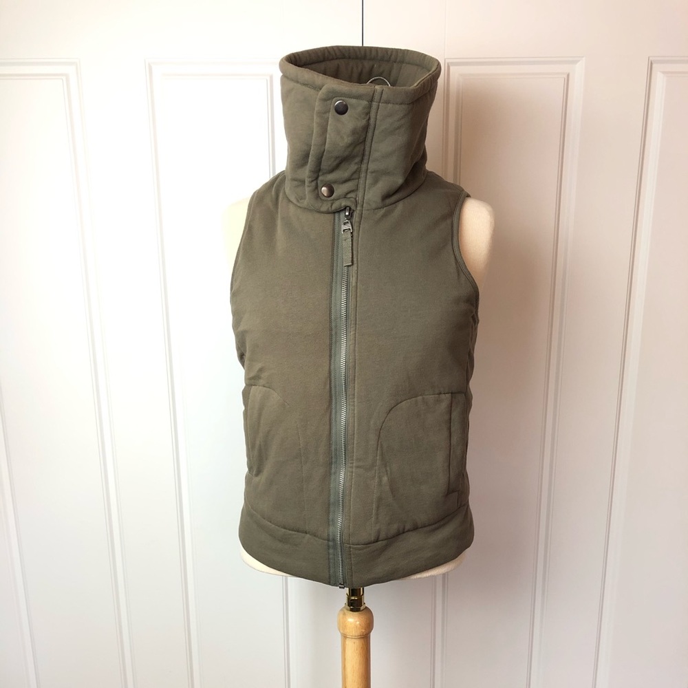 **SOLD** Splendid olive green vest